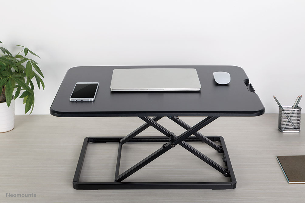 Neomounts sit-stand workstation